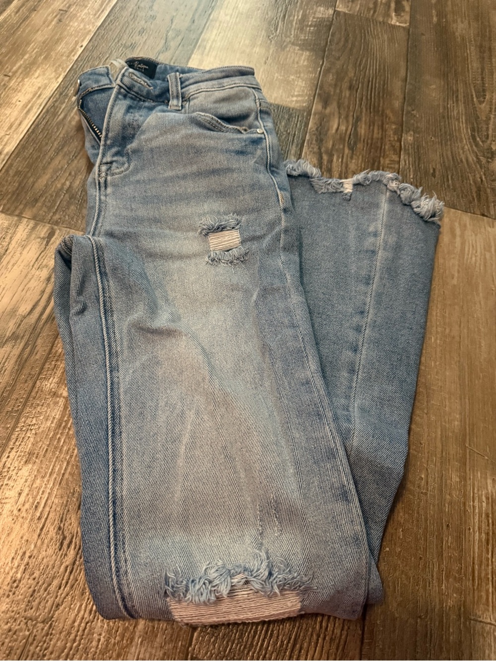 Women’s Light Blue Frayed Hem Wide Leg Jeans